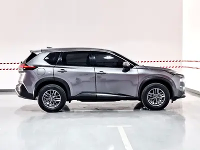 2025 Nissan X-TRAIL — фото 4