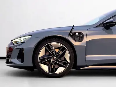 2022 AUDI E-TRON GT — фото 8