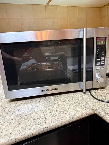 Black & Decker stainless steel microwave oven - good working condition