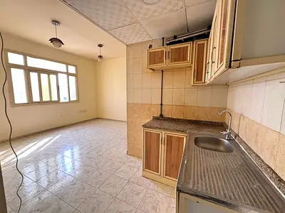 no commission spacious and big studio 450sqft just for family