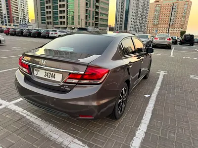 صورة 6 لـ 2015 Honda CIVIC