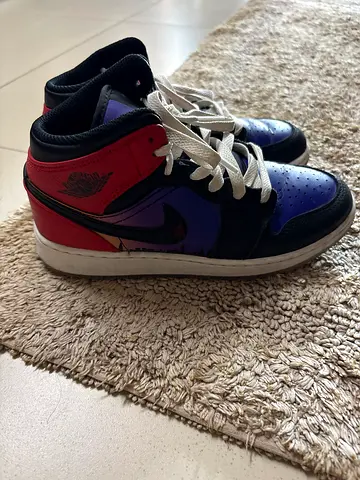 Used Nike Air Jordan 1 Mid SS