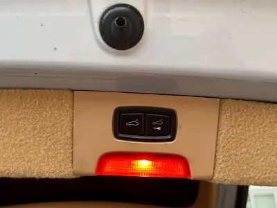 2011 Porsche CAYENNE — миниатюра 17