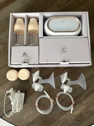 Spectra Dual Compact Electric Breast Pump with Bottles and Accessories - Good Condition