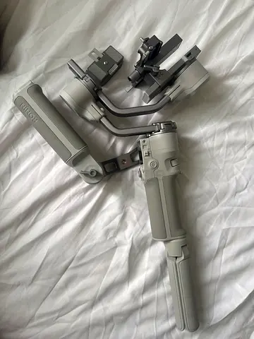 DJI Ronin rs4 mini combo 3-axis handheld gimbal (spare/used)