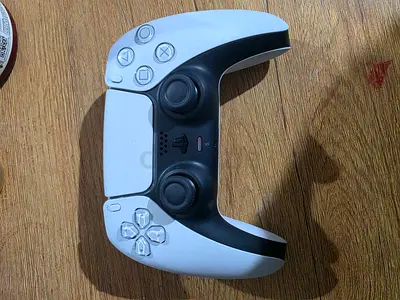 Sony PS5 DualSense Wireless Controller - White (Used)