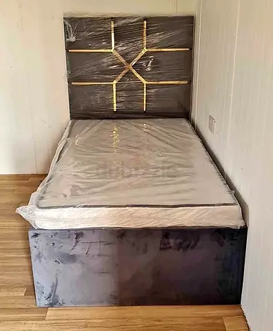 Bed Valvet Color Design New