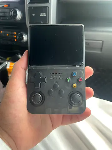 R36S handheld gaming emulator