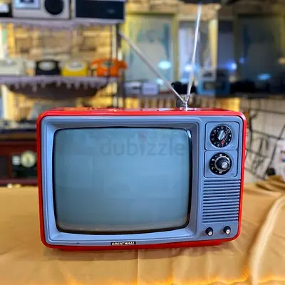 Vintage Great Wall CRT TV - تلفيزيون قديم ابيض اسود