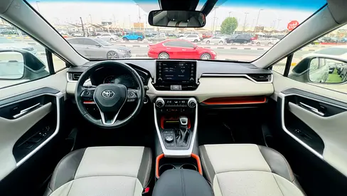 2021 Toyota RAV 4 — фото 13