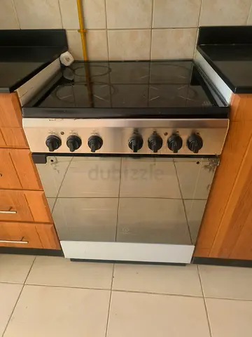 Indesit cooking range good condition 60x60