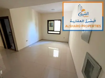 للايجار السنوى فى كورنيش عجمان بجوار دوار السفينه تقسيمات ممتازة بسعر مناسب