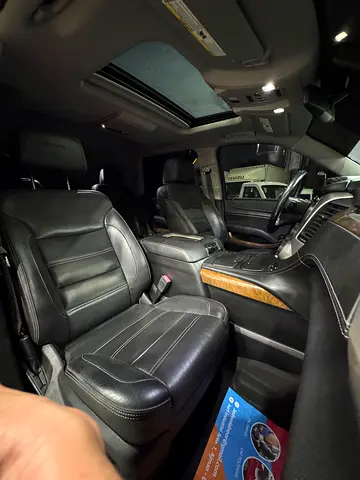 صورة 10 لـ 2019 GMC YUKON