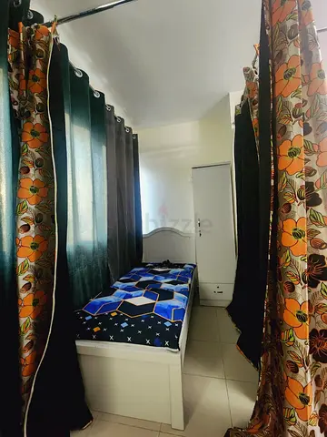 FULLY FURNISHED BEDSPACE FOR LADIES ONLY LOCATED IN AL BARSHA NEAR EMIRATES MALL METRO STATION 5 MIN