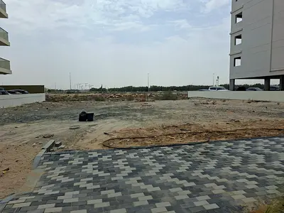 Plot for sale in liwan 2