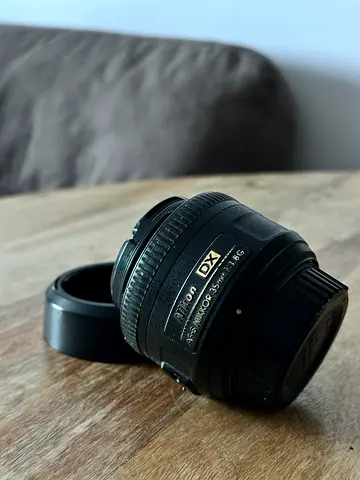 Nikkor AF-S DX 35mm f/1.8G (APS-C) prime lens - good condition