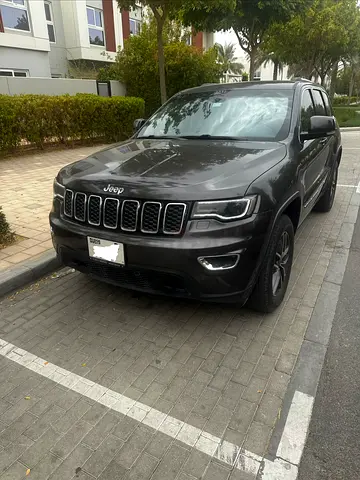 Jeep Grand Cherokee Laredo, миниатюра 2