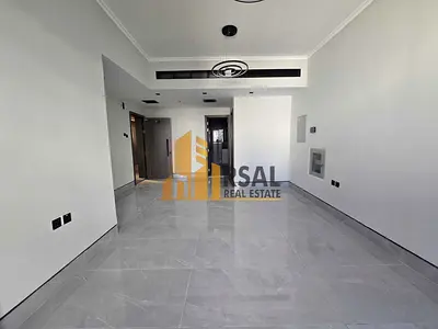Brand new Spacious _ Faimly Friendly _ Ready to move