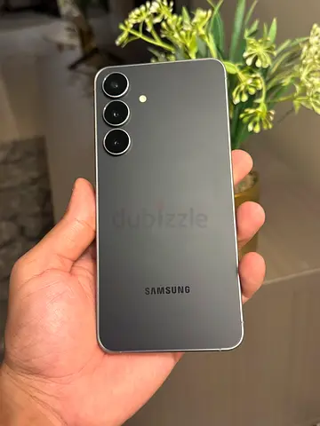 S25 - Urgent Sale