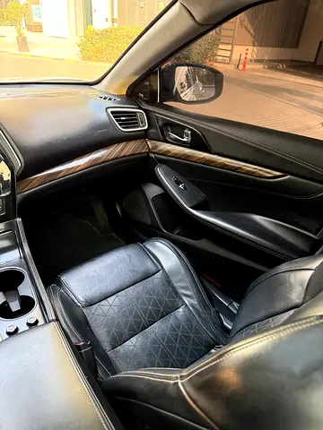 صورة 12 لـ 2017 Nissan MAXIMA