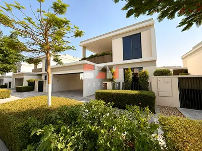 4BR + M + D | Large Plot | Private Garden