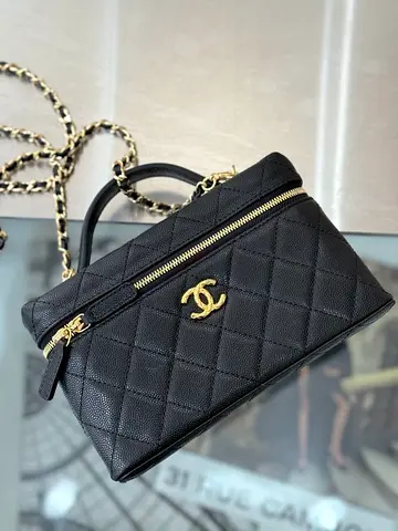 Chanel slim Vanity case