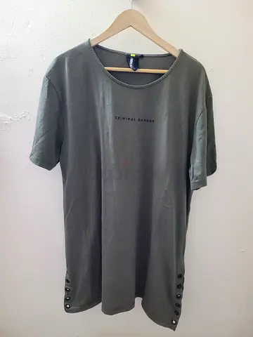 Criminal Damage Mens Shirt (XL Size)