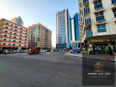 أرض استثمارية للبيع في النخيل 1 عجمان بمساحة 2500 قدم بسعر 800 ألف، موقع استراتيجي بالقرب من الكورنيش والمرسى والفنادق والأبراج