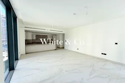 Vacant | Low Floor| Brand New Buillding