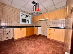 Walkable distance from metro station 2bhk with 3 washroom all facilities