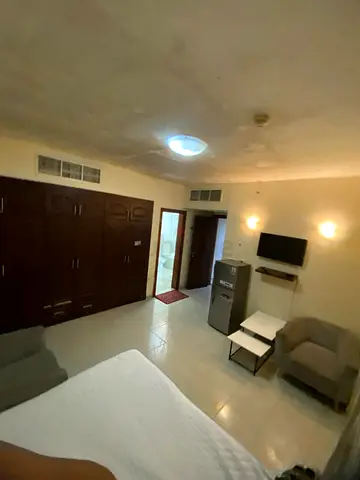 FULLY FURNISHED BIG PRIVATE ROOM FOR COUPLE, FAMILY LADIES LOCATED IN AL BARSHA NEAR EMIRATES METRO
