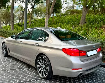 صورة مصغرة 2 لـ 2019 BMW 5-SERIES