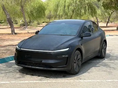 Tesla Model Y Long Range 2026 - GCC Specs - Brand New Condition