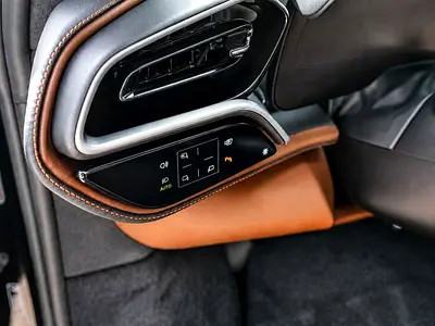 2023 Ferrari 296 GTS 照片 16
