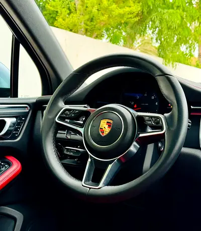 2017 Porsche MACAN 缩略图 12