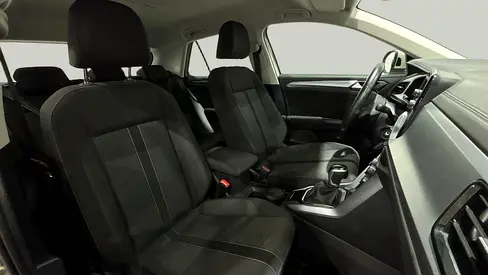 صورة 6 لـ 2024 Volkswagen T-ROC