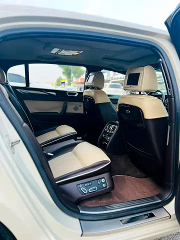 صورة مصغرة 6 لـ 2012 Bentley FLYING SPUR