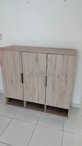Shoe Rack Wood-effect 3-door Storage Cabinet with Open Bottom Shelves - Light Oak
