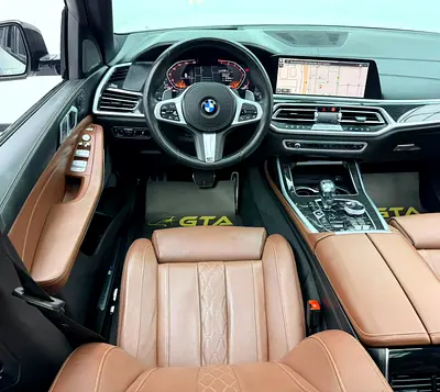2019 BMW X7 — фото 8