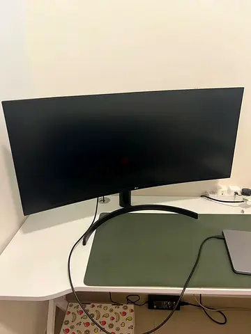34-inch Ultrawide Curved Monitor - Good Condition