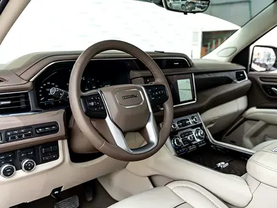 2023 GMC YUKON — фото 9