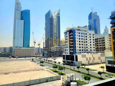 غرفة نوم واحدة بإطلالة مفتوحة | سنترال 1 دبي 4 | دخول المسبح والنادي الرياضي