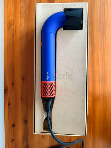 Dyson Supersonic r — Vinca Blue/Topaz (Professional Edition) AED 1600