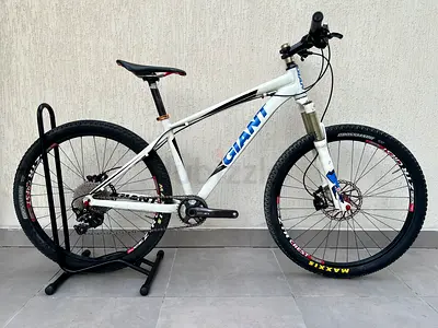 Giant XTC – Hardtail Mountain Bike – Size Small