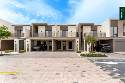 Brand New | Single Row | Open Plan