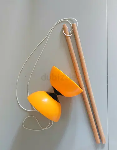 FREE Wooden diabolo toy with sticks and string - used, good condition