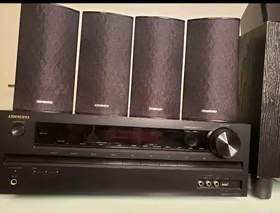 Onkyo HT R391