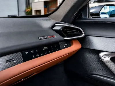 2023 Ferrari 296 GTS 照片 13