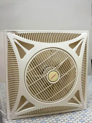 CEILING FAN – WITH REMOTE – POWERFUL AIRFLOW – EXCELLENT CONDITION – URGENT SALE – NEGOTIABLE