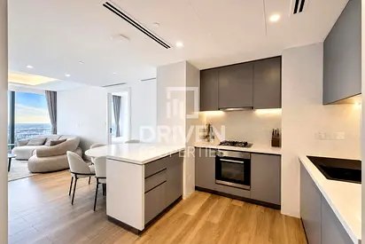 Ready to move in | Mid Floor | Community View